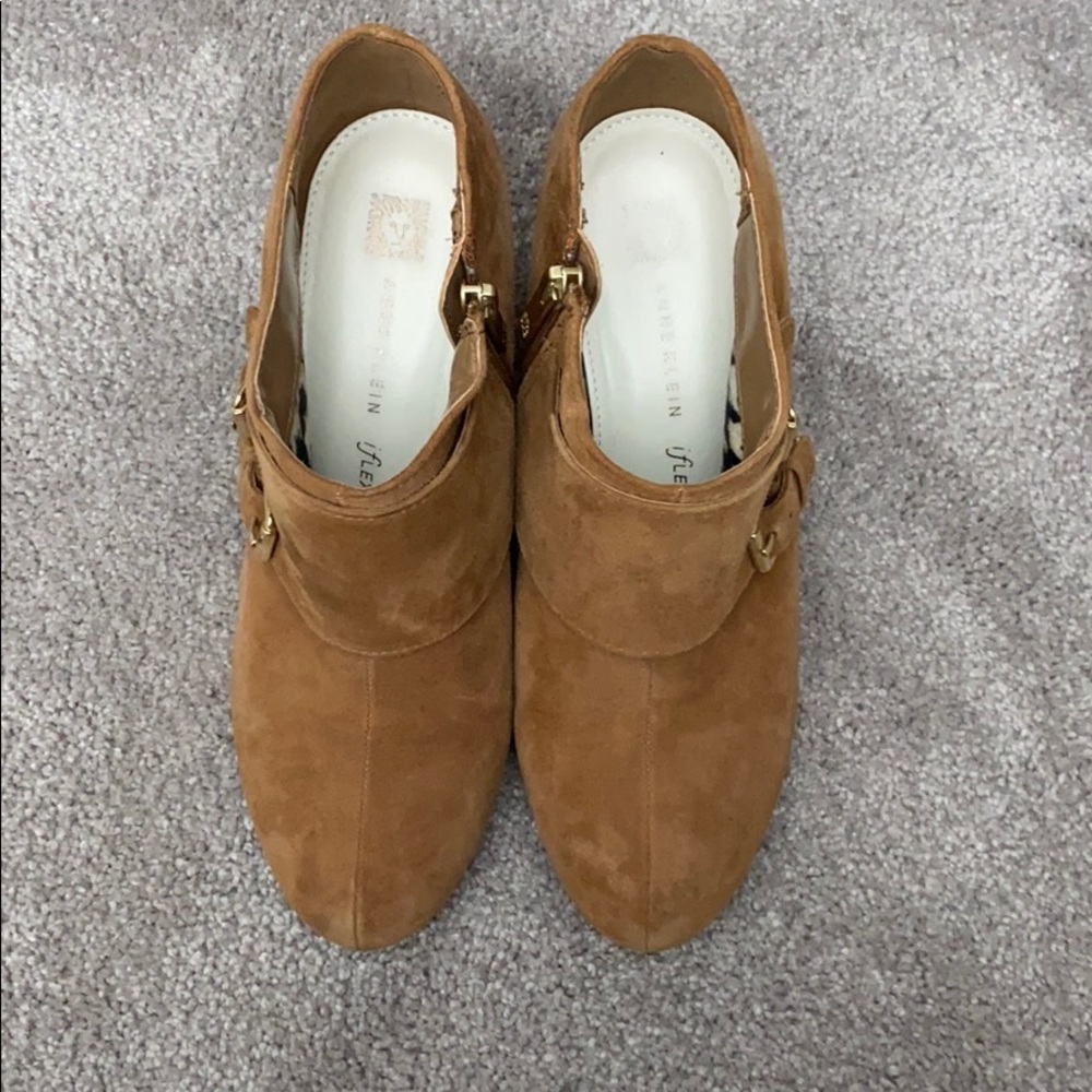 Anne Klein Tan Booties